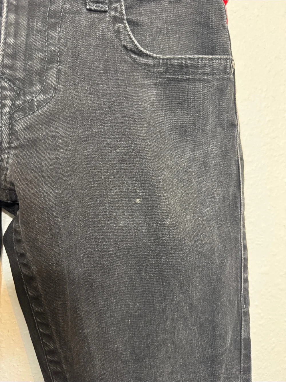 True Religion Jeans Ricky 29 Men's Black Straight-Leg Distressed & Stains